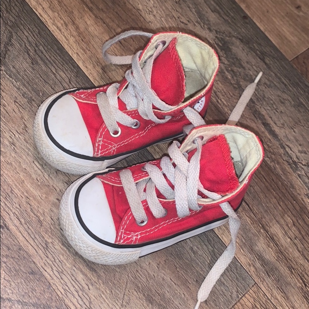 Infant Converse ⭐️